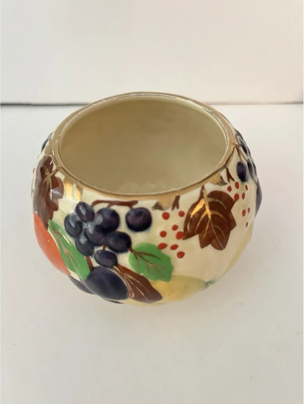 Vintage Sheila England Grape Fruit Leaf Decorated Sugar Bowl - Ceramic / Pottery